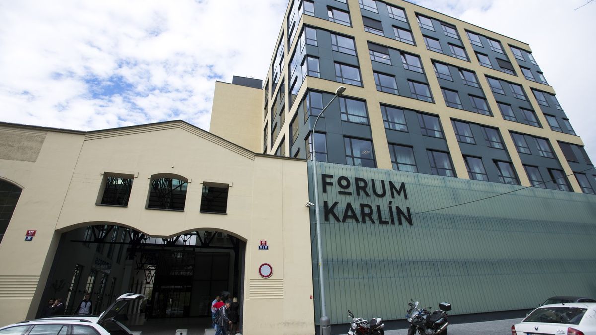 Prodej Fora Karlín a dalších budov finišuje. Zájem má „německý Baťa“ i Češi