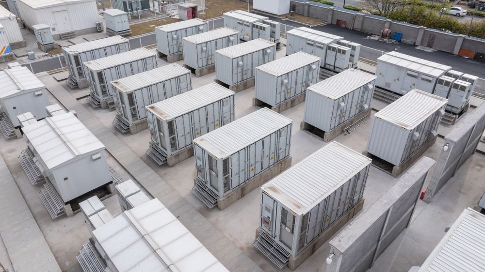 Blackout umetl cestu. Český fond investuje stamiliony do baterií