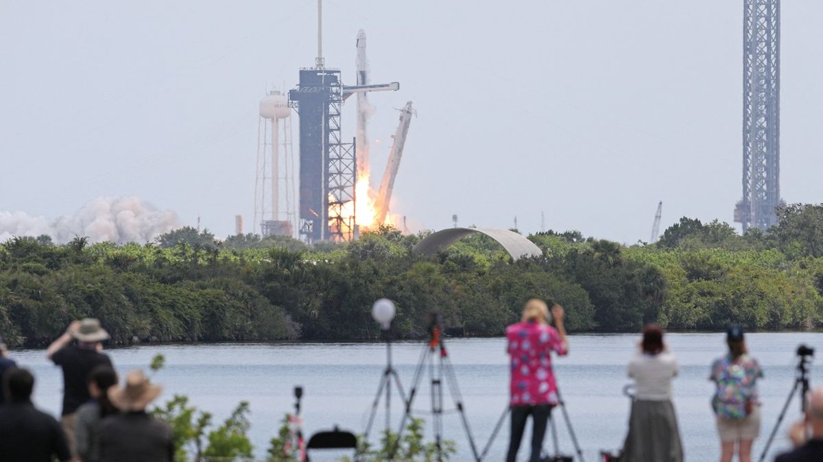 Z Floridy odstartovala raketa Falcon 9 společnosti SpaceX