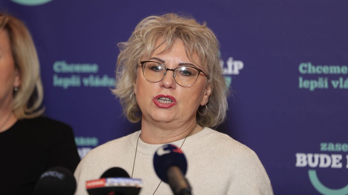 „Pošleme je do kytek.“ Poslankyně ANO nechala zakleknout exmanželovu firmu