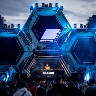 Poprvé k jezeru Most se tento čtvrtek sjeli návštěvníci Let it Roll.