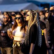 Největší nápor pořadatelé očekávají v pátek a při nedělním odjezdu účastníků.