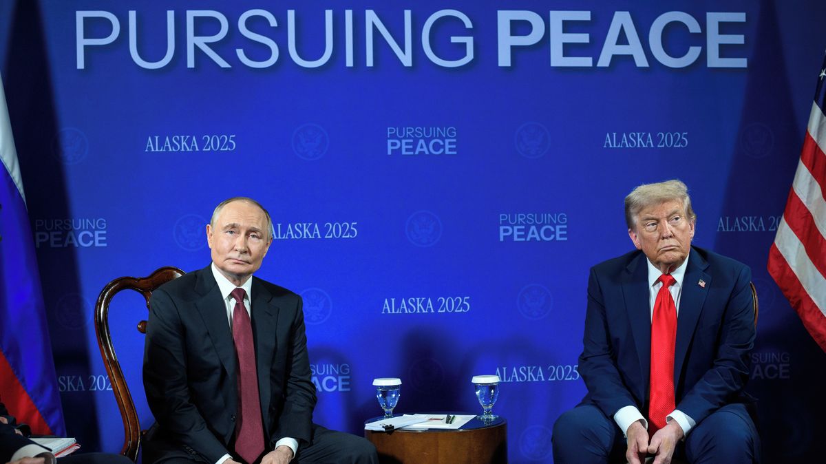 -Trump’s Shake-Up of the World Order: Opportunity for Moscow and Beijing