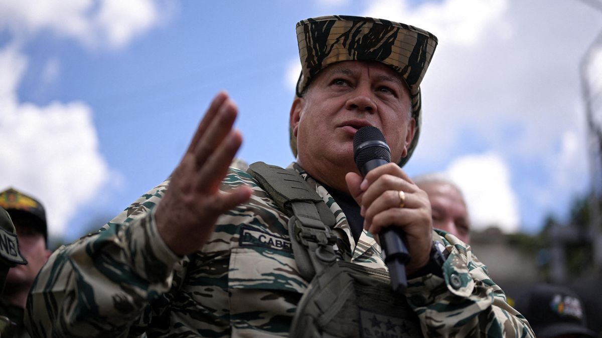 Špatný tanečník salsy, buldok i šéf kartelu. Madurova šedá eminence hrozí USA