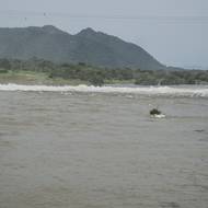 Projekt je od počátku středobodem velké regionální geopolitické hry. Egypt se obává, že kvůli vodní nádrži přijde o svůj hlavní zdroj vody, tedy Modrý Nil. Káhira proto projekt ostře kritizuje a trvá na tom, že pro zemi představuje „existenční hrozbu“.