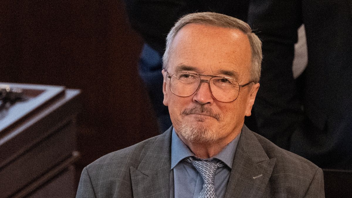 Státní zástupce zastavil stíhání exposlance Kobzy kvůli úhynu psů v autě