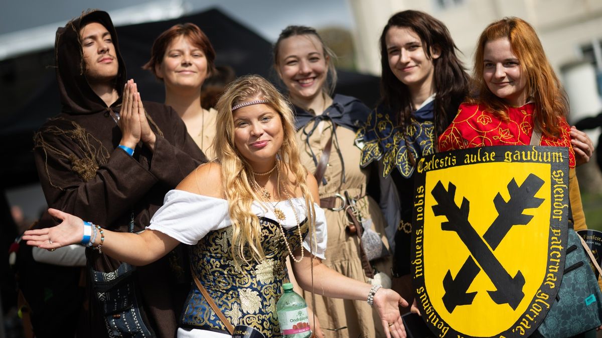 Na festival Kingdom Come přijelo mnoho lidí ze zahraničí, často v kostýmech