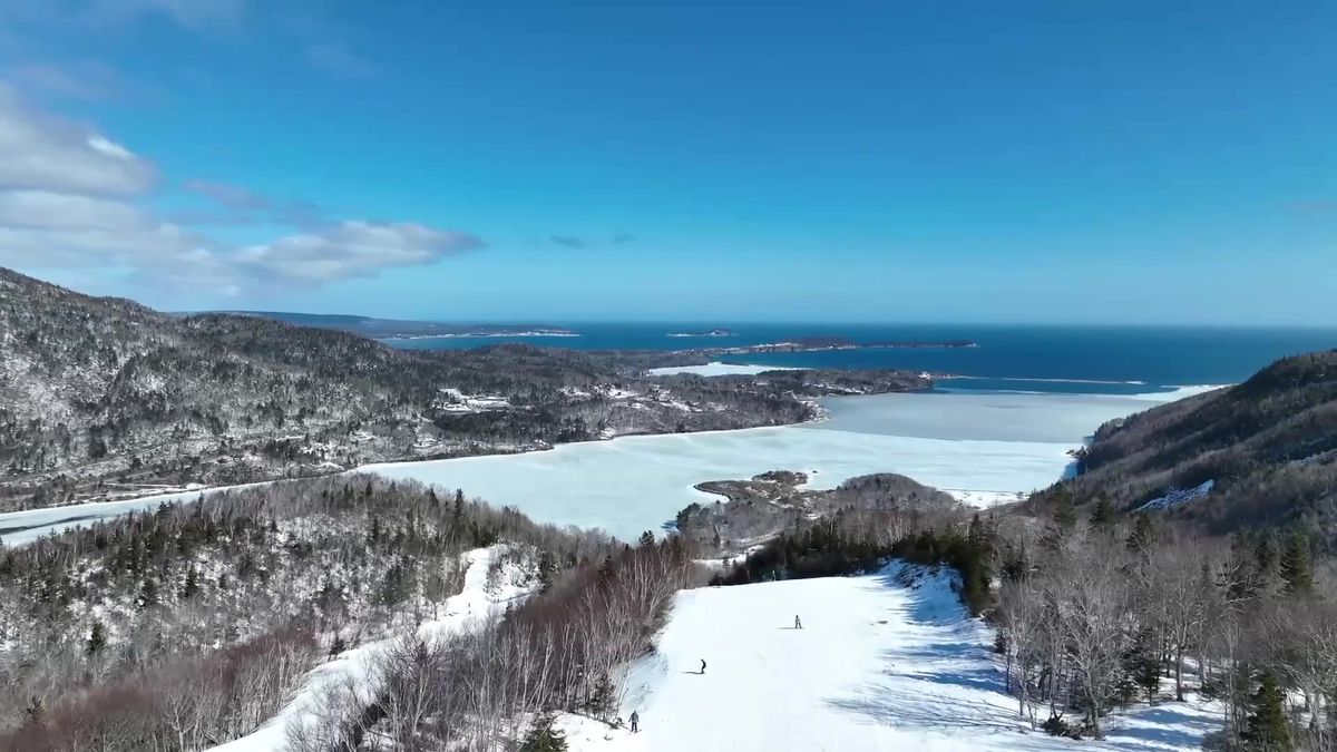 Češi staví v Kanadě vlastní město. Místo hamburgerů tam chtějí český ležák