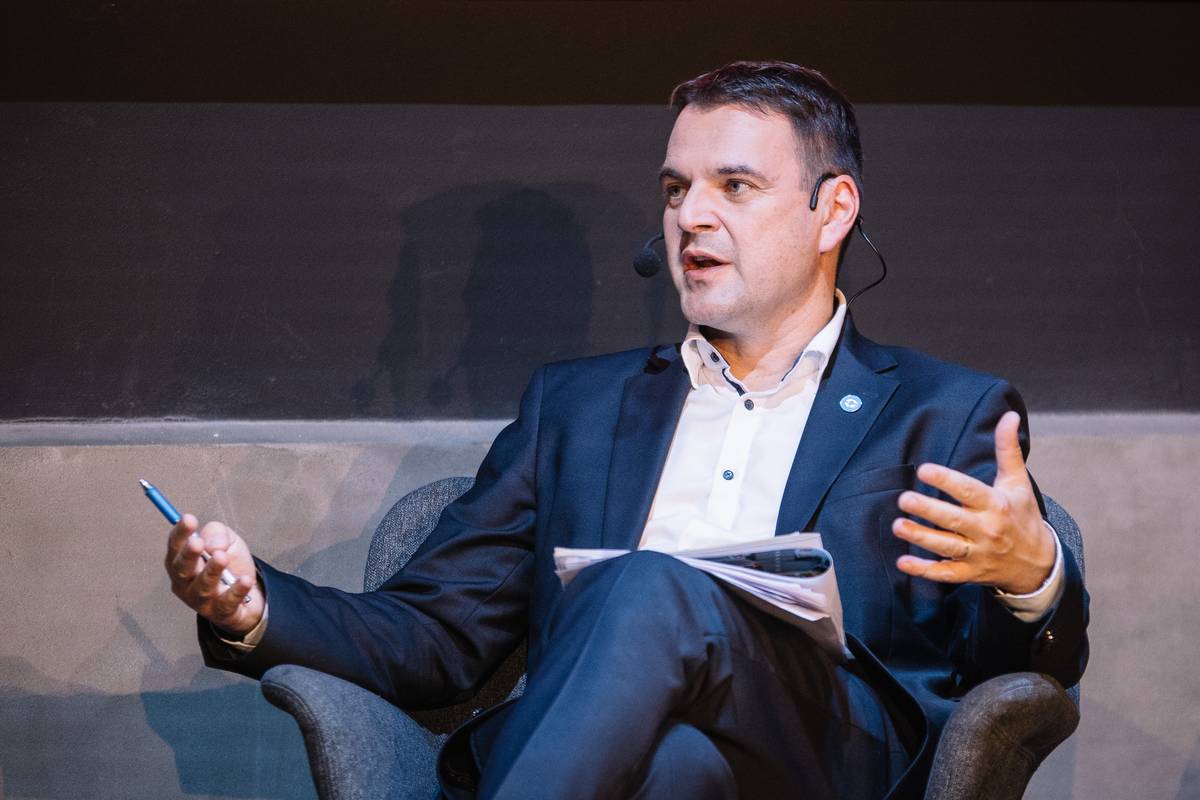 Předseda Motoristů sobě Petr Macinka ve volebním speciálu Ptám se já.