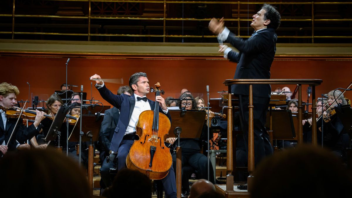 Recenze: Dvořák zněl v podání frankfurtského orchestru trochu jinak