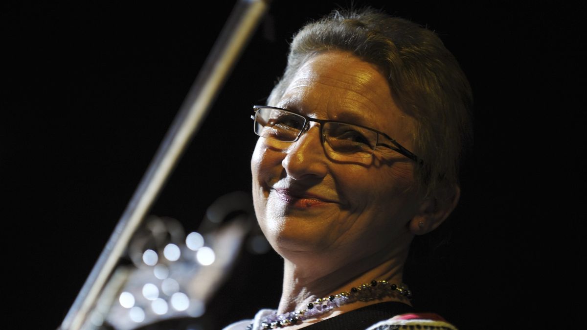 Nostalgie není cesta. Začíná obnovená Folková Lipnice