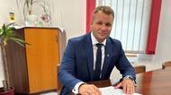 Starosta z ANO s nejasnými sedmi miliony na byty a dům končí