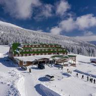 Hotel Špindlerova bouda v zimě.