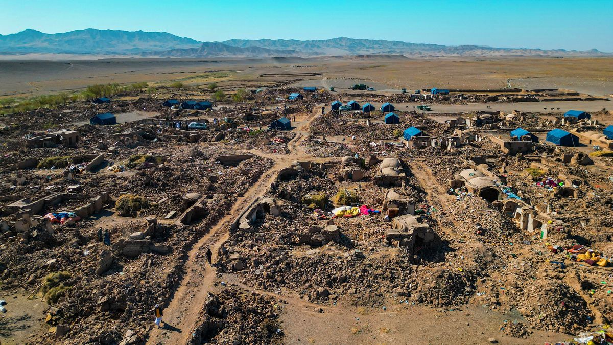 Afghánistán zasáhlo zemětřesení. Úřady se obávají, že zemřely stovky lidí