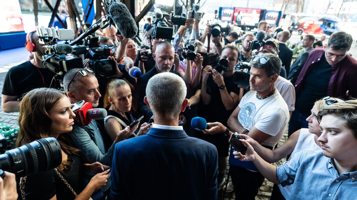 Česká volba: Přál bych nám všem odvahu vidět svět barevně, ne černobíle