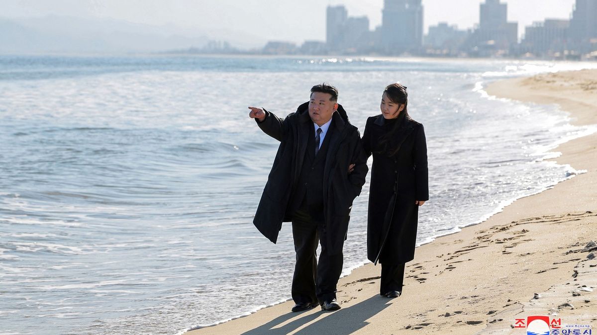 Obrazem: Severokorejská princezna a její chvíle slávy. Kim znovu ukázal dceru