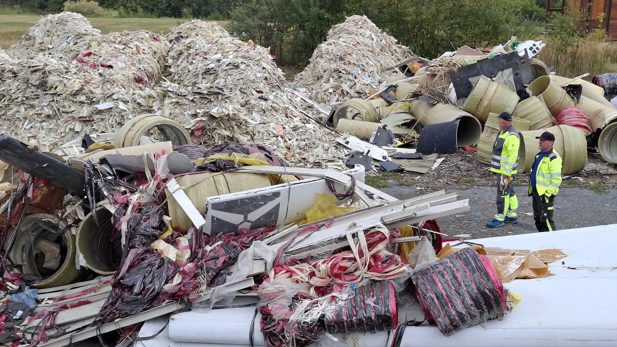 Německo odváží odpad z Jiříkova. „Je to velká satisfakce,“ říká starostka