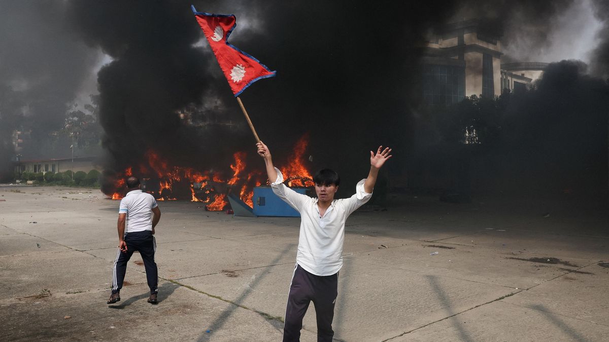 Při demonstracích v Nepálu zemřelo tento týden 72 lidí, uvedla nová vláda