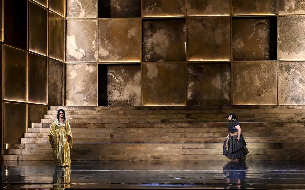 Václava Krejčí Housková jako Amneris a Sung Kyu Park coby Radames.