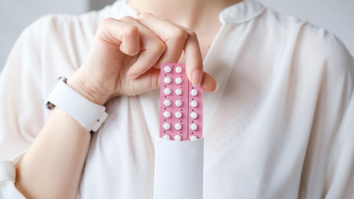 Mladší ženy antikoncepční pilulku nechtějí. Může za to hormonofobie, říká lékař