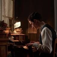 Idan Weiss jako Franz Kafka.