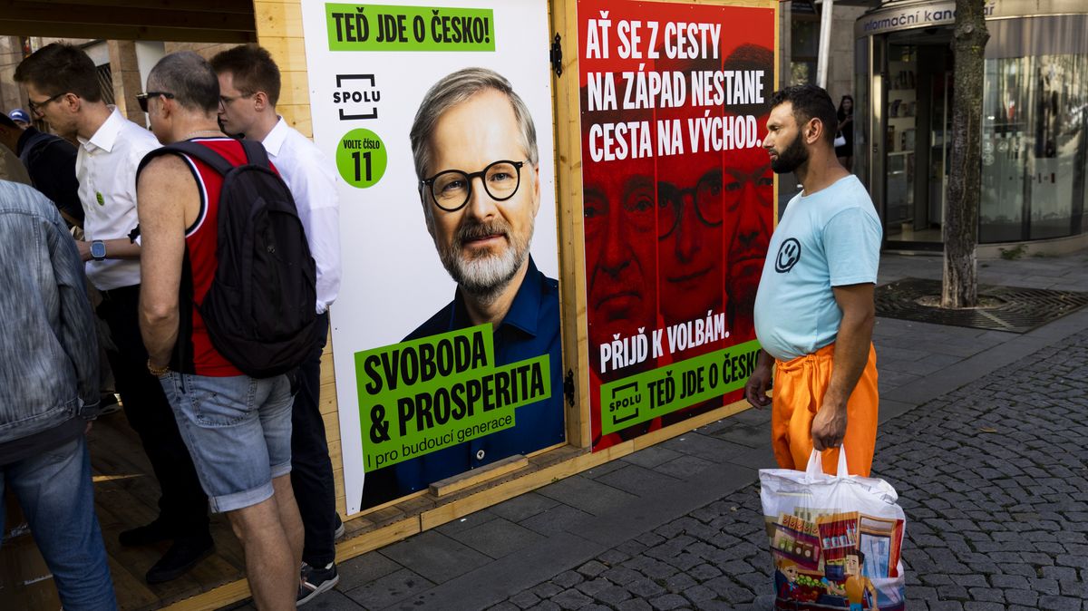 Obří Okamura, správná pětka. Podívejte se na letošní billboardový souboj