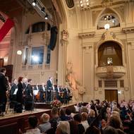 Skladatel Hanuš, který by letos oslavil 110 let, složil sedm symfonií, pět oper, dva balety, početné sborové a komorní dílo včetně skladeb pro děti. 