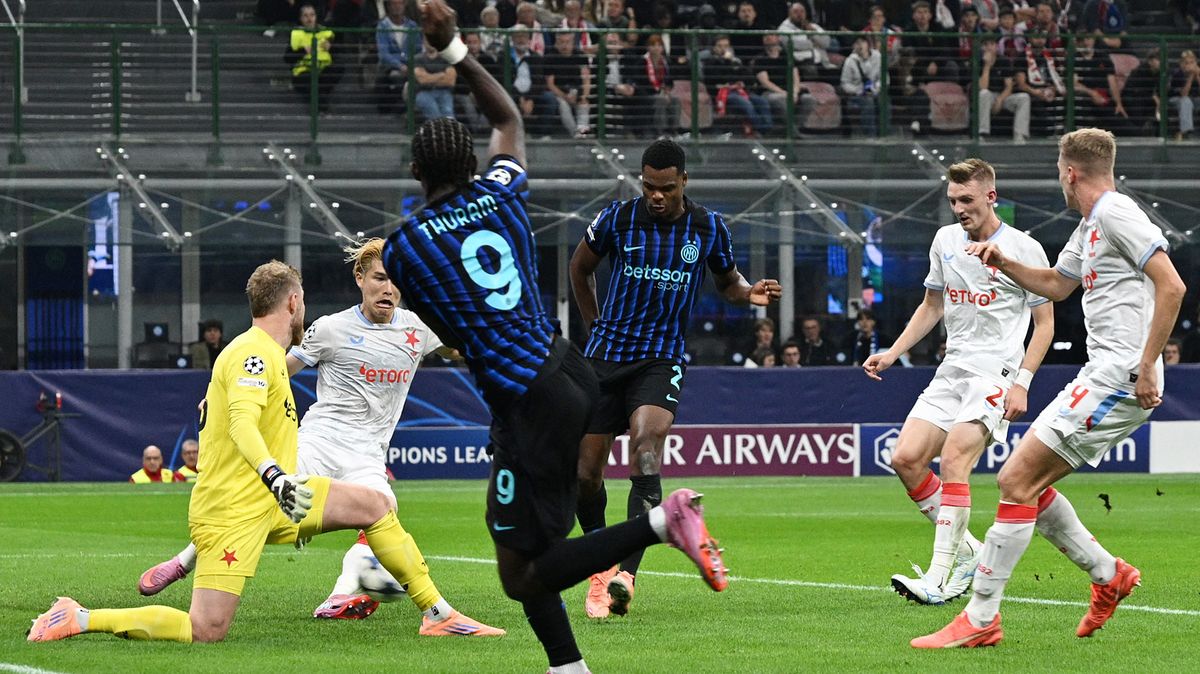 Slavia na San Siru padla. Porážku 0:3 odstartovala Staňkova chyba