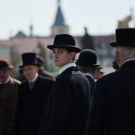 Idan Weiss jako Franz Kafka.