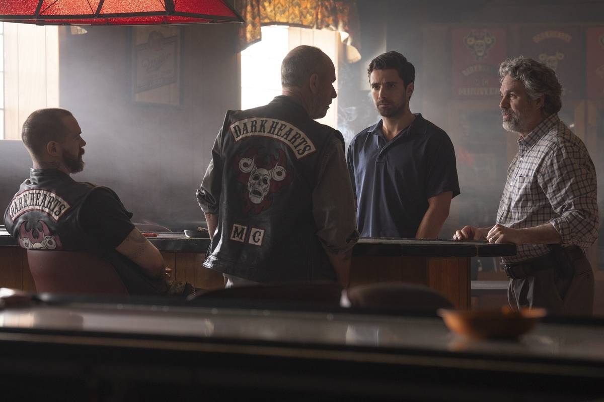 Sam Keely jako Jayson, Jamie McShane v roli Perryho, Fabien Frankel coby Anthony a Mark Ruffalo jako Tom.