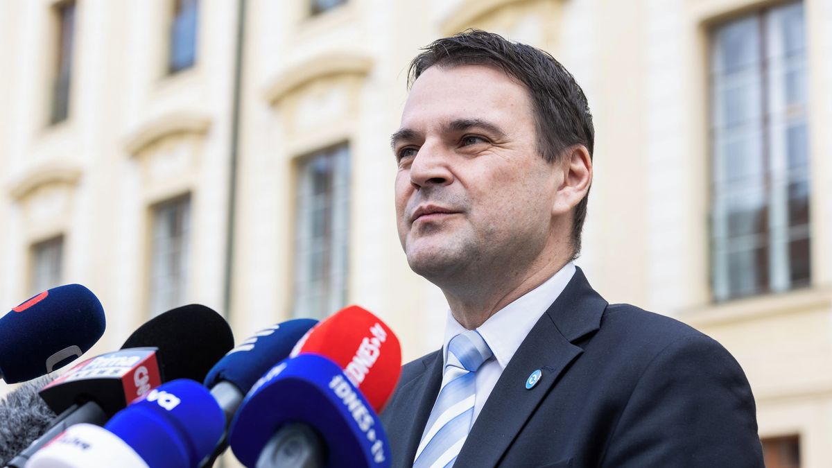 Od „eurovylízanců“ k diplomacii. Proč je Macinkova komunikace problém