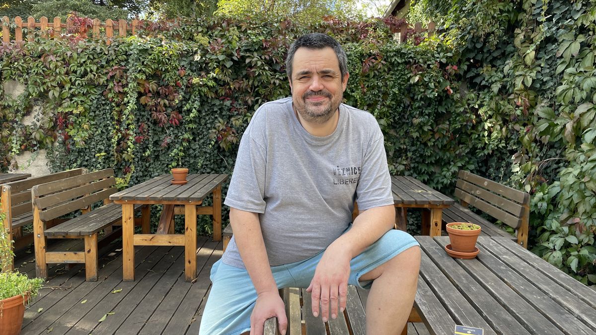 „Ve vězení platí: facku dostaneš, facku dáš. I já ji dostal,“ líčí Novotný