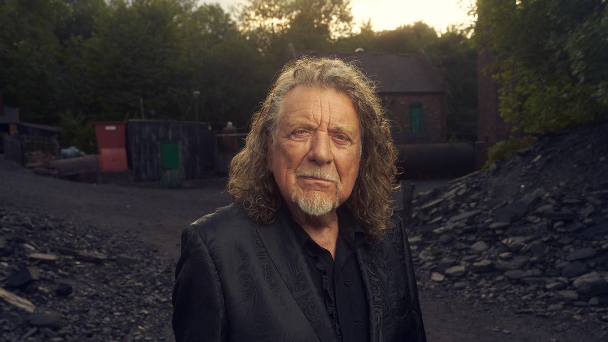 Bez reklam a bez Led Zeppelin. Robert Plant nahrál desku na venkově
