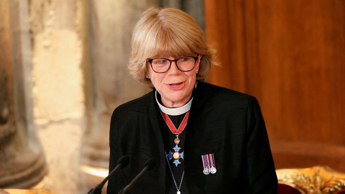 Anglikánskou církev poprvé povede žena, arcibiskupka z Canterbury Mullallyová