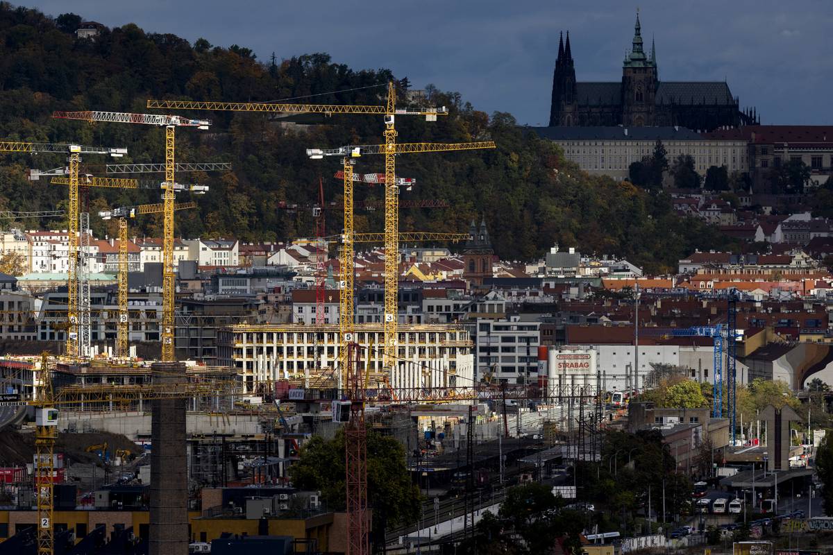 Jak pokračuje výstavba okolo Smíchovského nádraží?