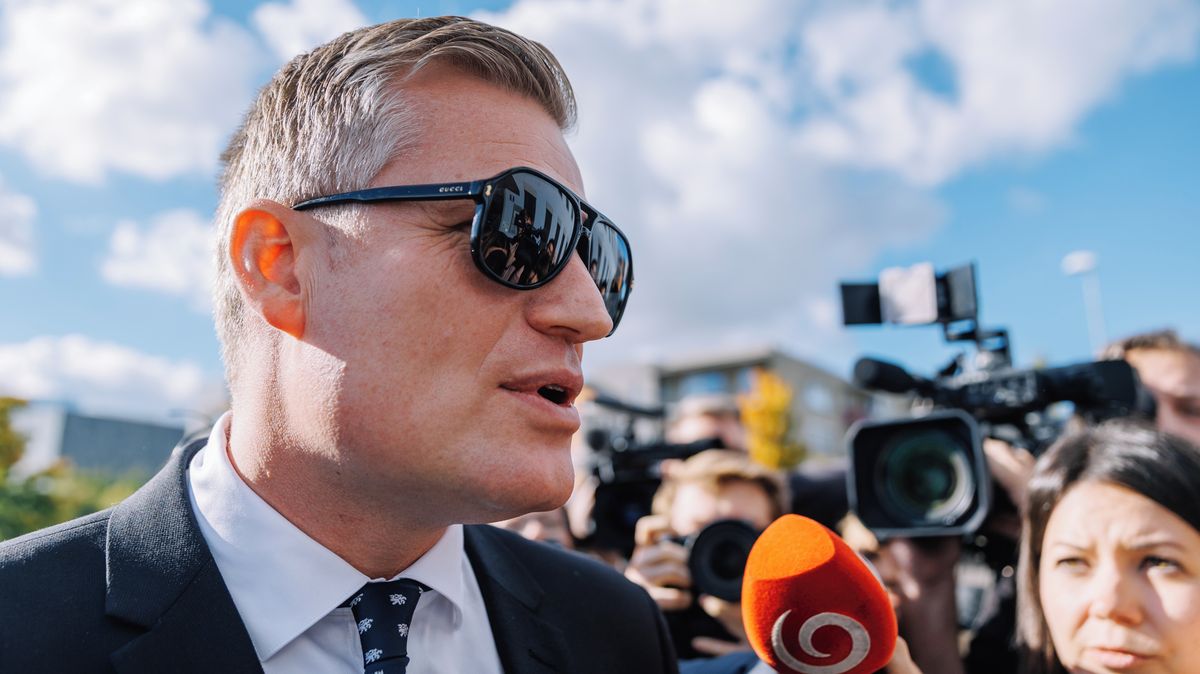 Řidič fabie nemohl očekávat, že mu tam vjede Turkovo auto, říká advokát