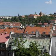 Pohled z Vyšehradu (z hradeb nad Cihelnou bránou).