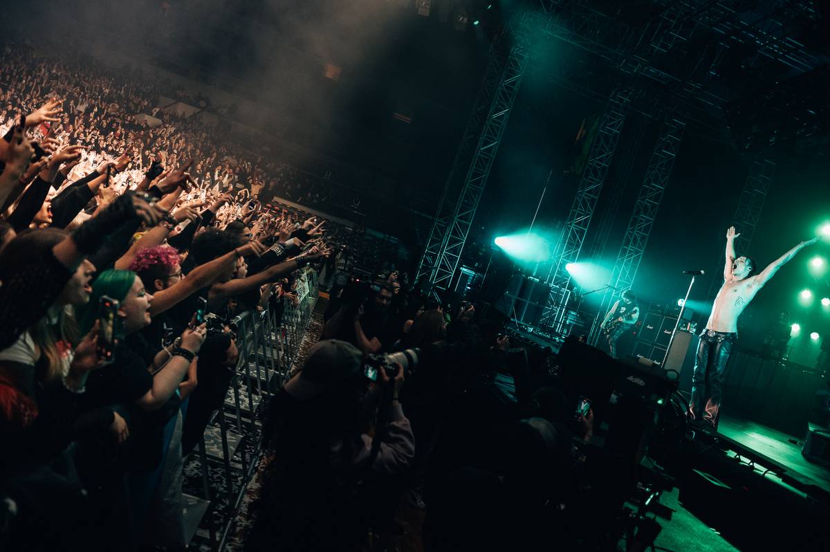 Poslední snímek z Yungbludova koncertu ve Sportovní hale Fortuna.