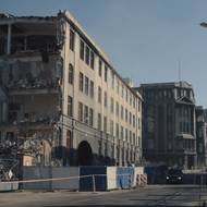 Filmový štáb natočil bourání správní budovy Schichtových závodů, později Setuzy v Ústí nad Labem. V minulém roce byla prohlášena za kulturní památku.