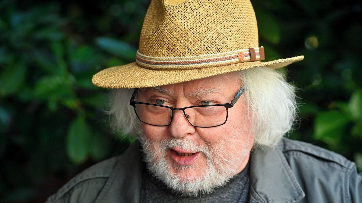 Mišík on Klempíř & Turk: StB & Foresight Concerns