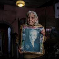 Sama ráda připomíná svou hrdinku Evitu Perónovou, první dámu Argentiny z 50. let 20. století, která je dodnes milována mnoha chudými obyvateli země.