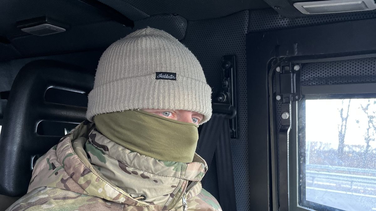 Nejtěžší chvíle války? Jít pod palbou pro zraněné, říká Čech na Donbase