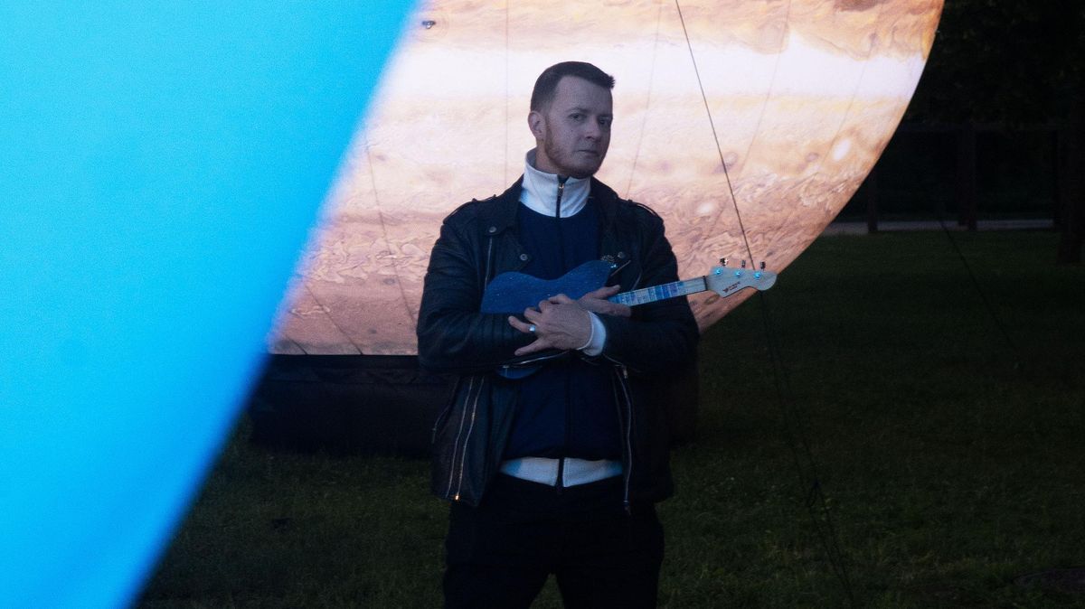 König: Na úzkosti pomáhá, když z nich můžu dělat písně