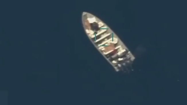 Americký úder na další loď v Tichém oceánu zabil čtyři lidi, oznámil Hegseth