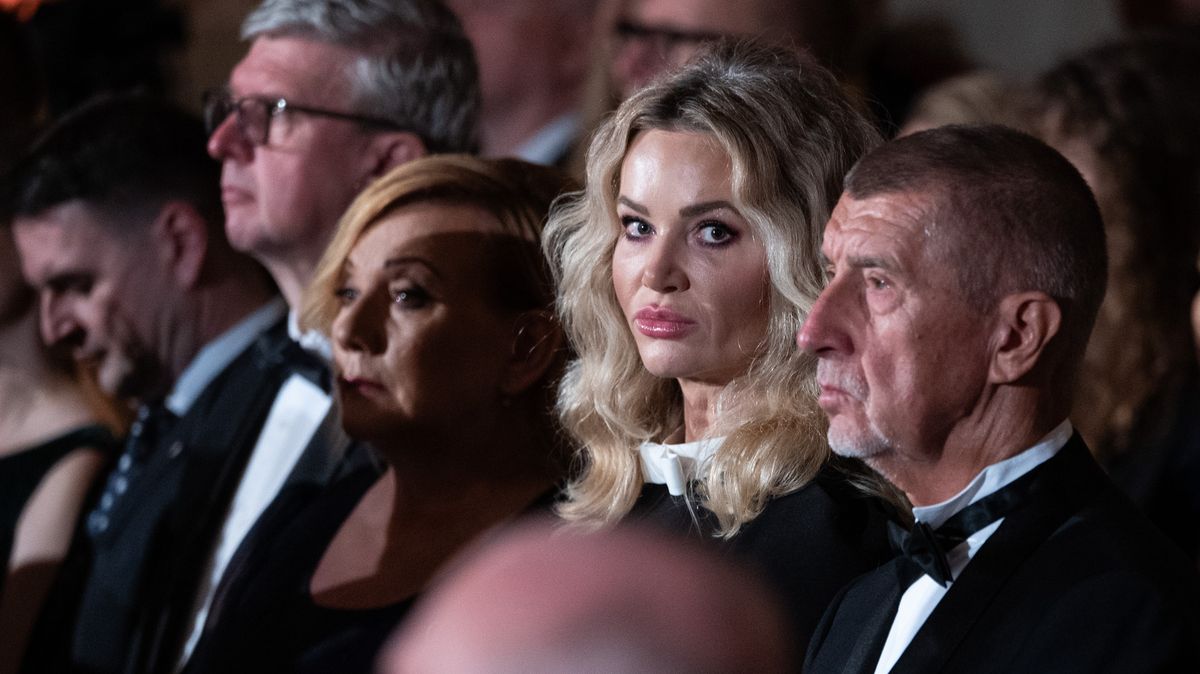 Glosa: Babišovi na Hradě. Pojďme se jim zasmát, ať se cítíme lépe