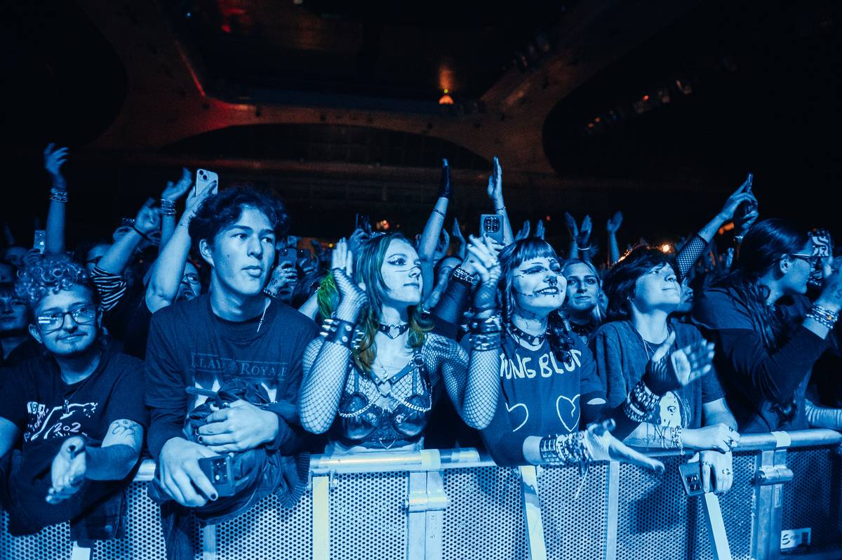 Poprvé se představil roku 2019 v pražských klubech Futurum nebo Roxy.