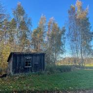 Zatímco na mapě jsou vyznačené vesnice, většina oblastí blízko hranice vypadá takto.