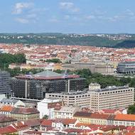 Pohled ze střechy Národního památníku na Vítkově (na severozápad).