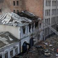 Charkov se ve středu nad ránem opět stal terčem ruské agrese. Mezi zasaženými budovami byla i mateřská škola.