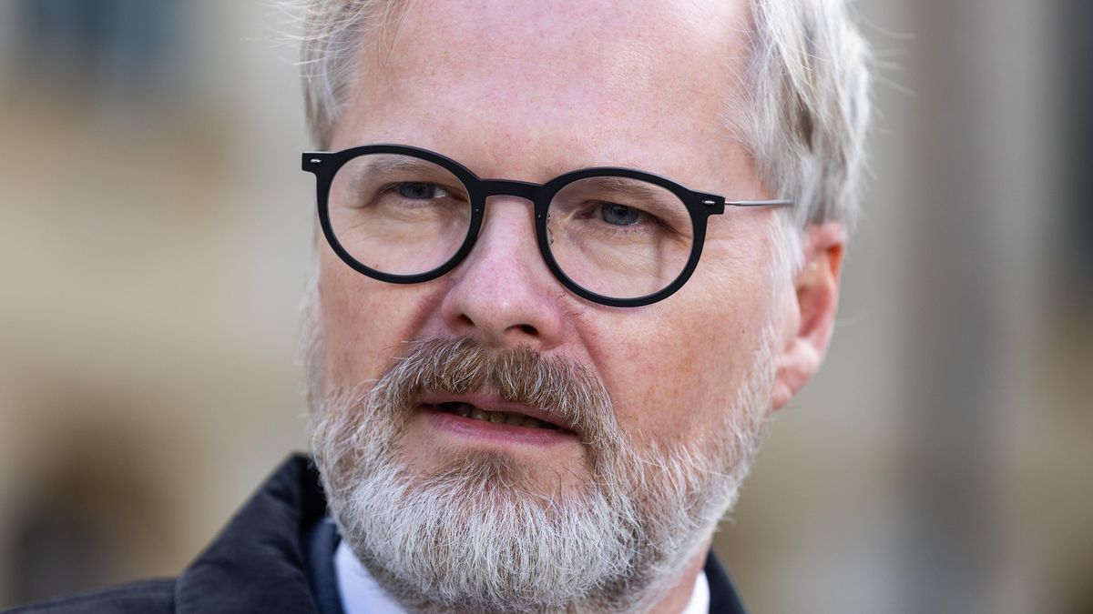 Živě: Fialova vláda oznamuje demisi. Jak se rozloučí?